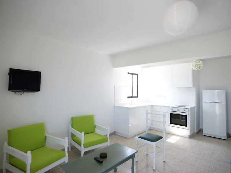 So Apartments Ayia Napa 3*,  Cypern